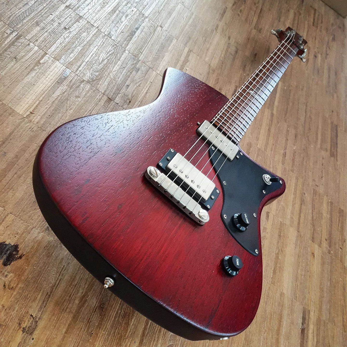 Laguz Custom (slightly "aged") Laguz Custom (slightly "aged")