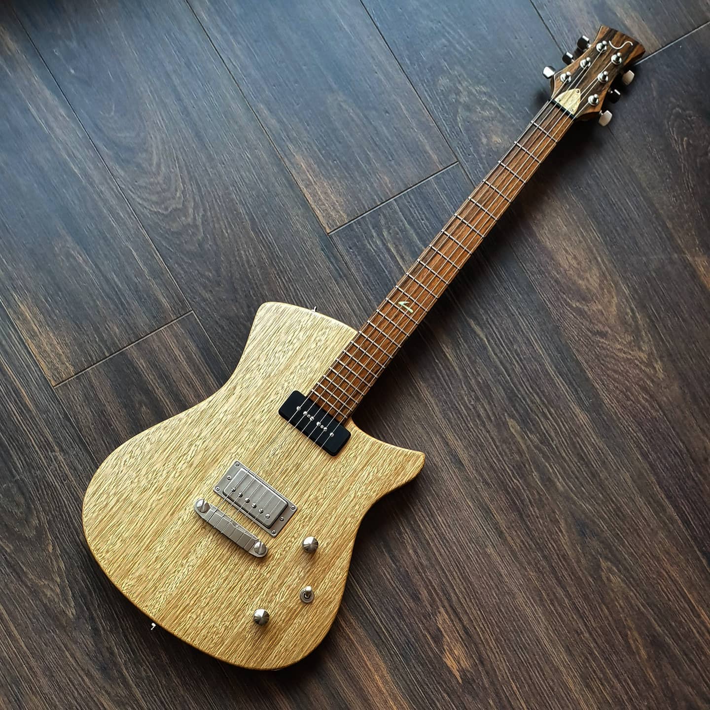 Laguz "The Junior " Custom Laguz "The Junior " Custom